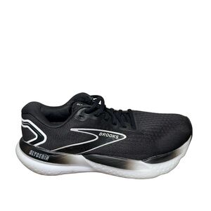 Brooks women’s glycerin 21 Black and White Athletic Shoes size 8.5
